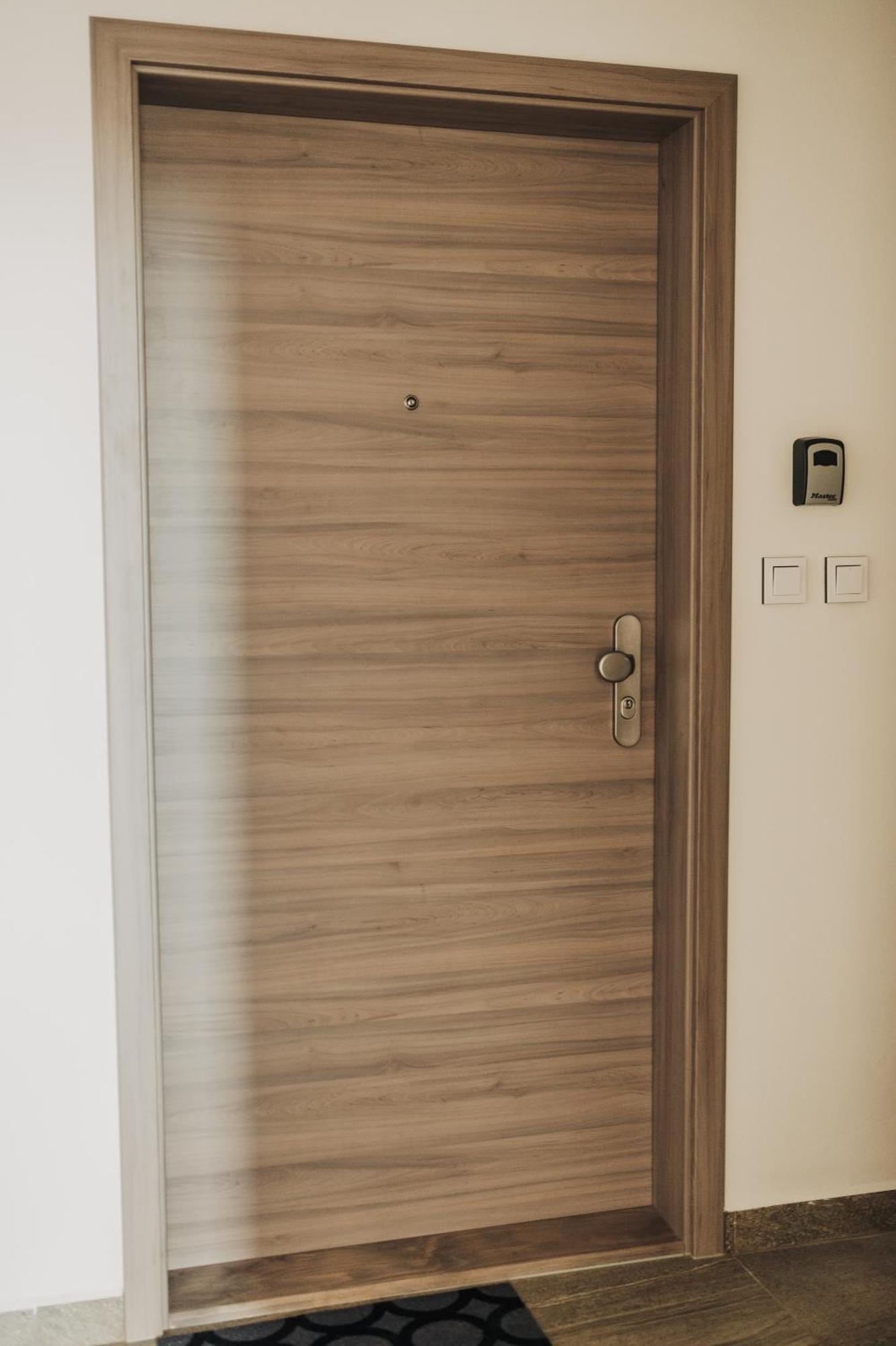 פלזן Citybeat Apartments, 400M From The Square מראה חיצוני תמונה