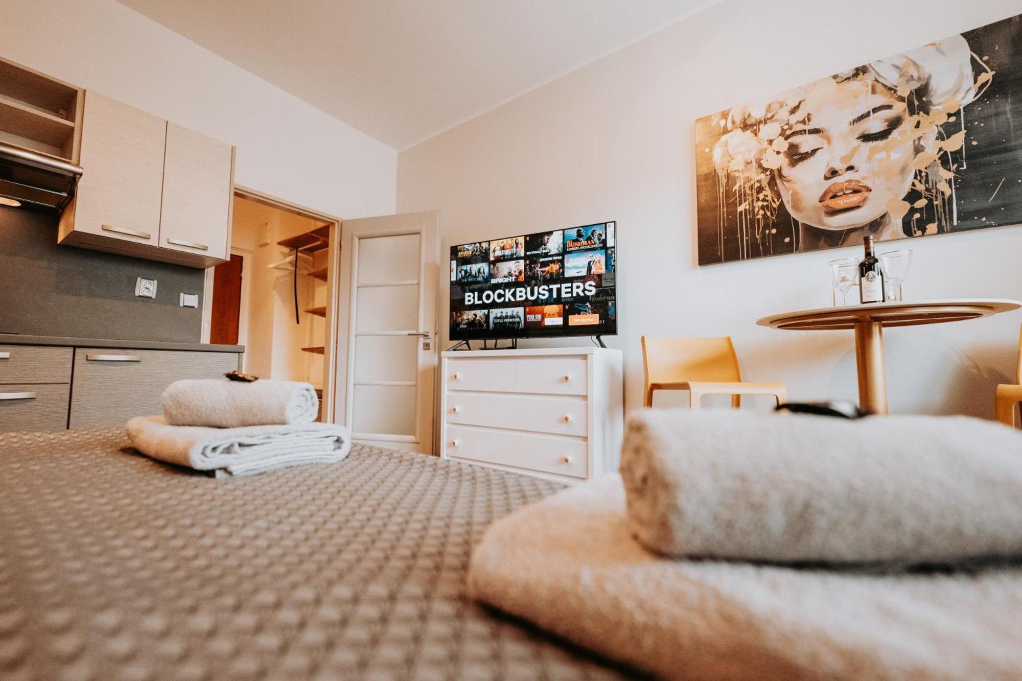פלזן Citybeat Apartments, 400M From The Square מראה חיצוני תמונה